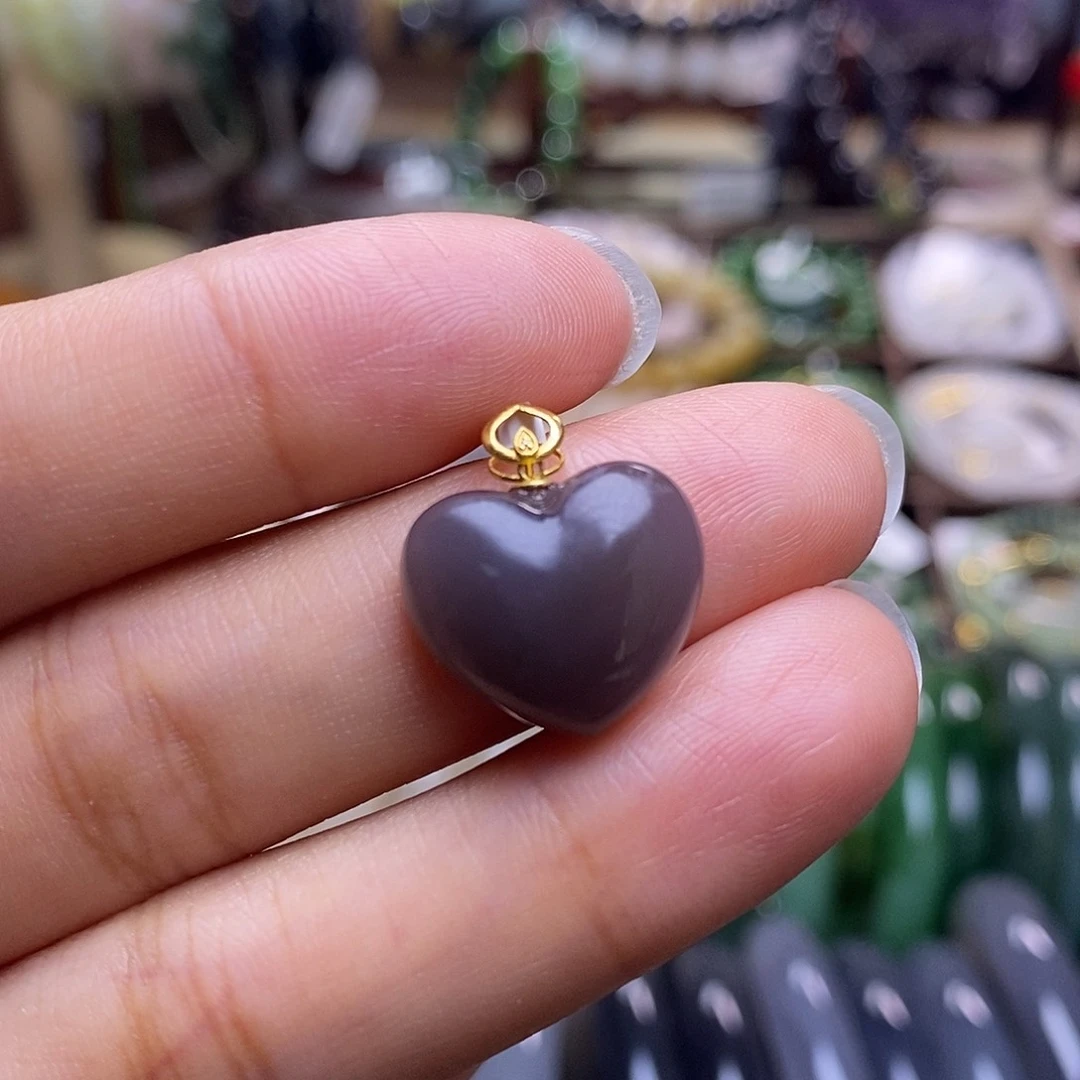 颈饰未镶嵌和田玉老坑料冰浓烟紫金镶爱心吊坠