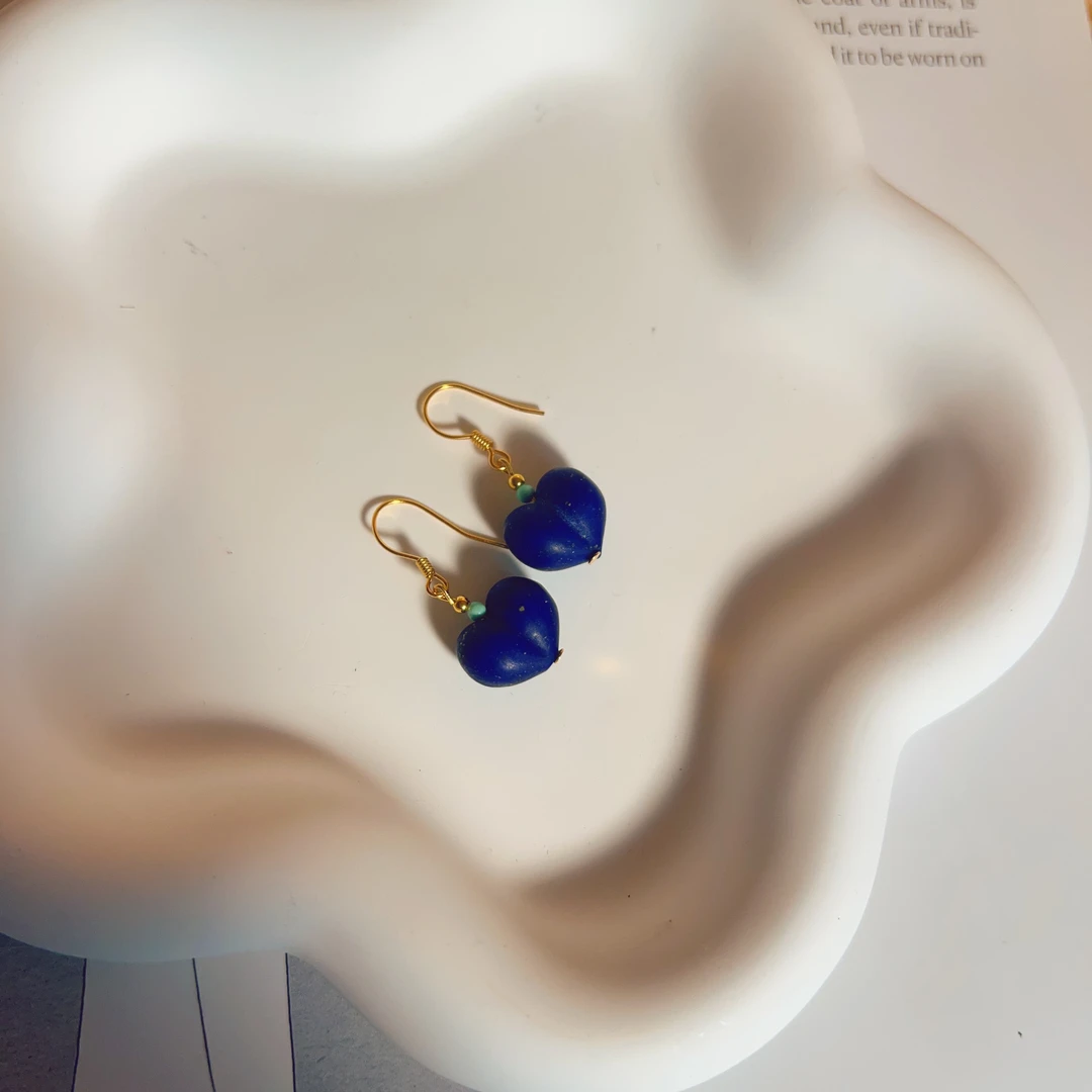 S925银天然青金石屁桃爱心耳钩12x13.5mm多样性发一