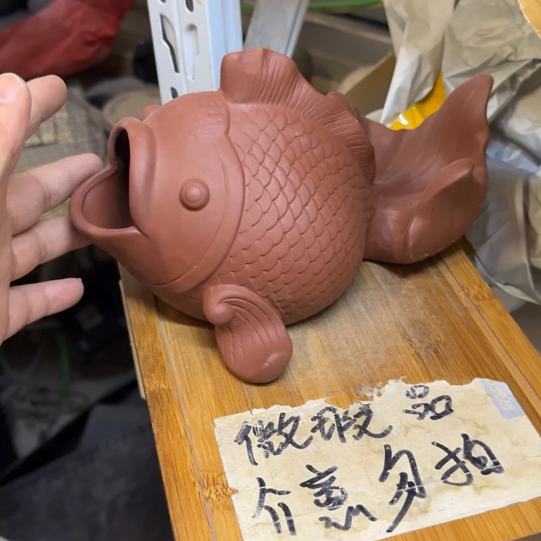 微瑕疵介意勿拍陶瓷器皿H168