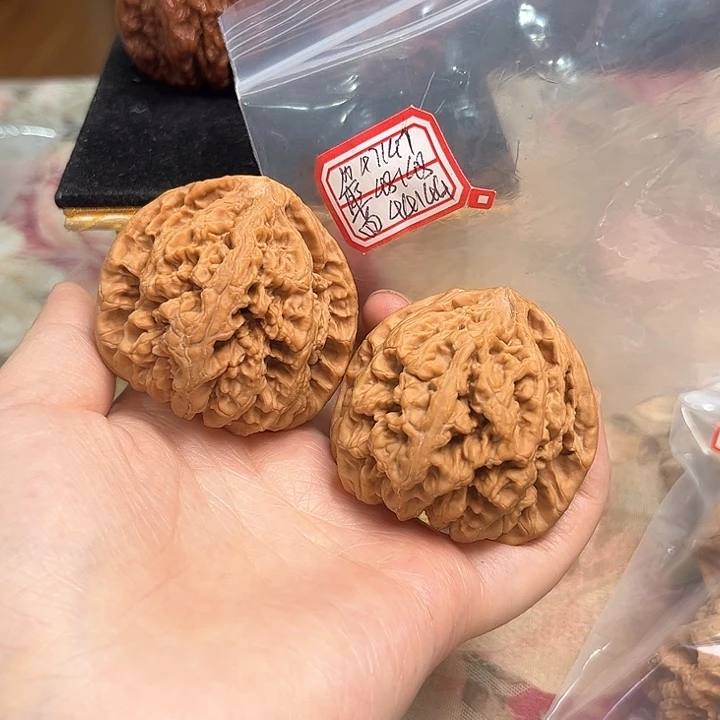 把件文玩核桃非嫁接大粗筋有修