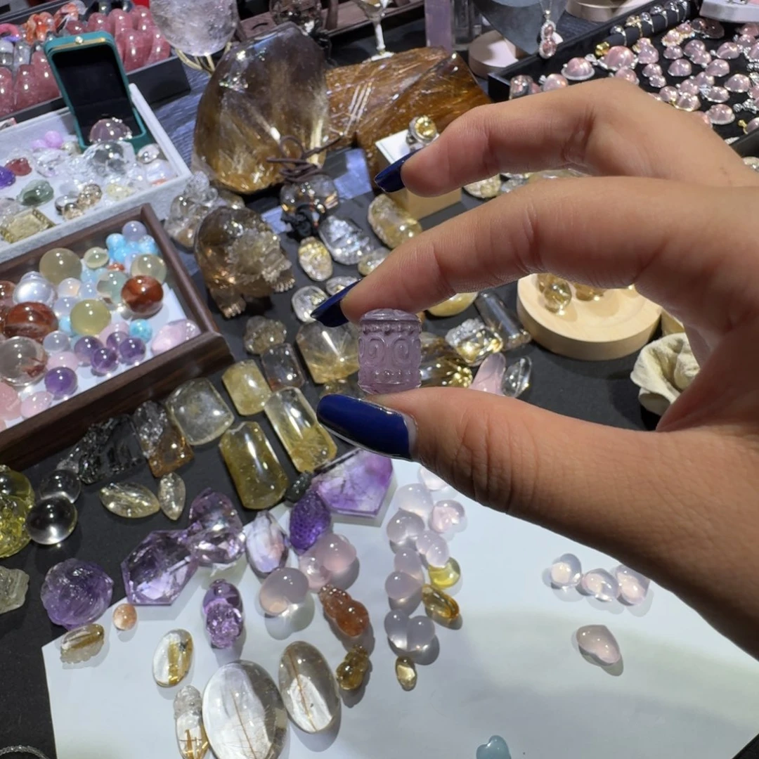 未镶嵌珠宝半成品水晶可****码