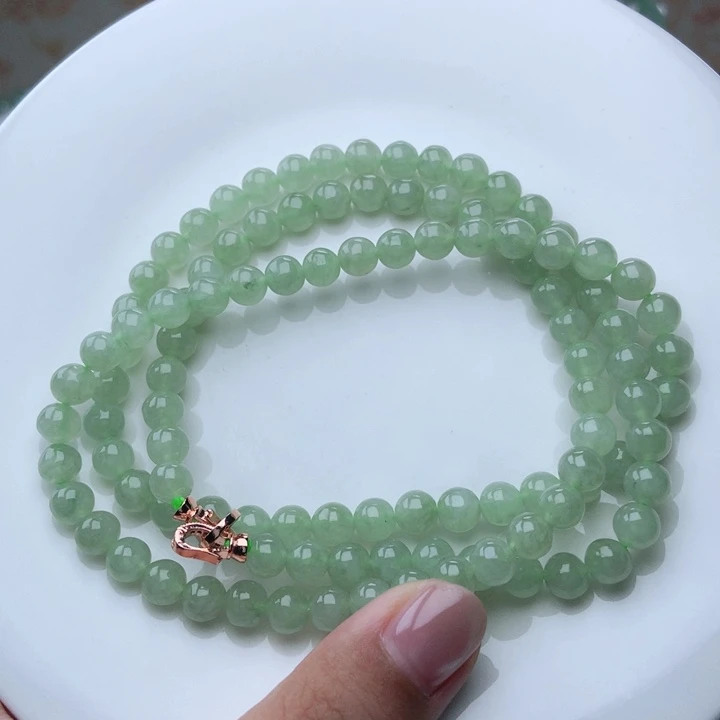 未镶嵌手链翡翠卡6.6左右