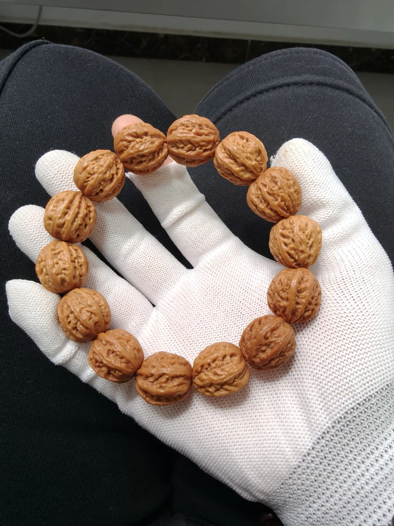 水晶皮龙骨麻花筋京八棱核桃京八棱手串手串18mm