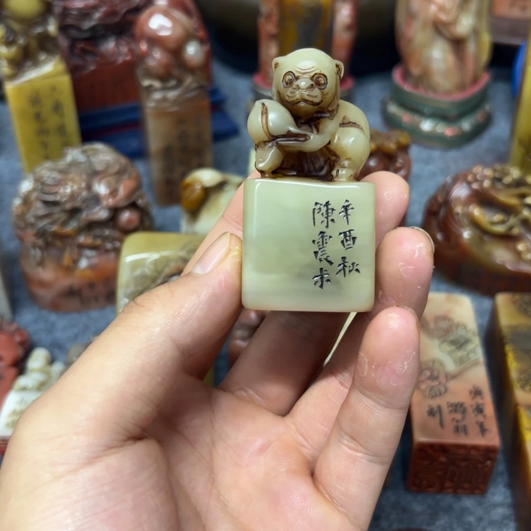 用***1寿山石印石桌面摆件