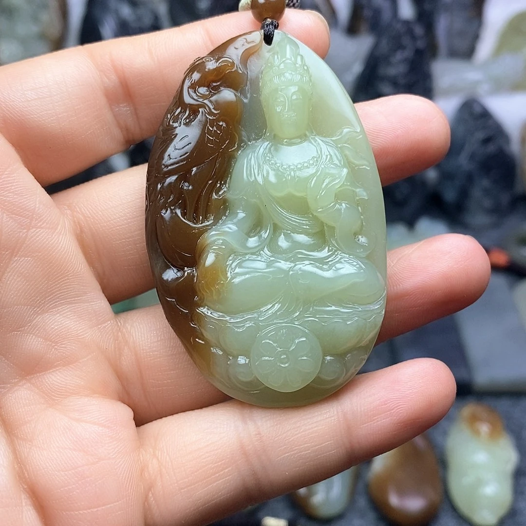 和田玉未镶嵌颈饰