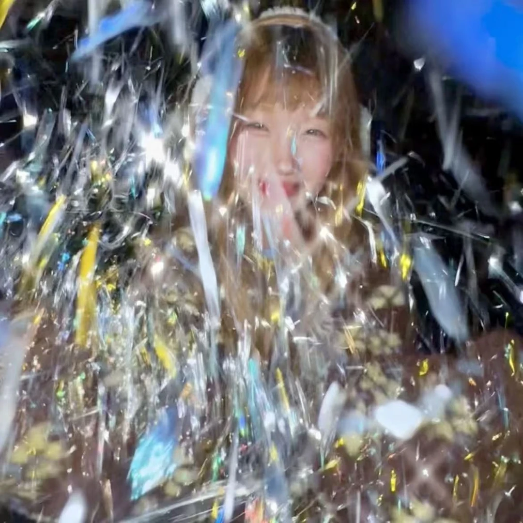 2025跨年闪粉彩色圣诞节混色小红书网红出片cdd拍照道具套餐装饰