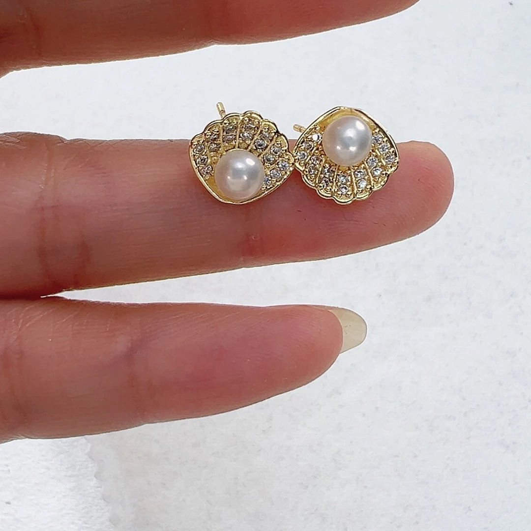 淡水珍珠耳饰未镶嵌