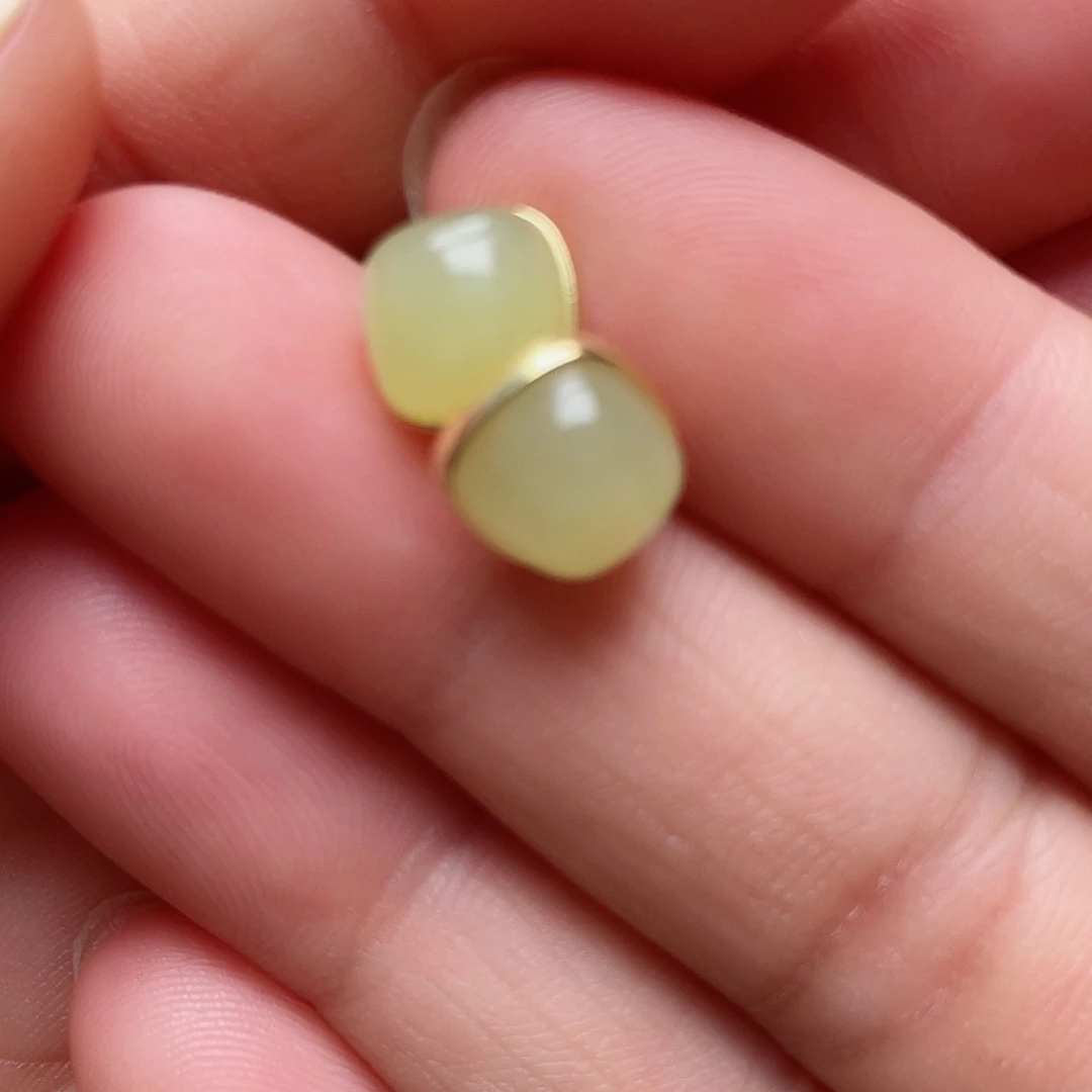 和田玉耳钉银S925镶嵌