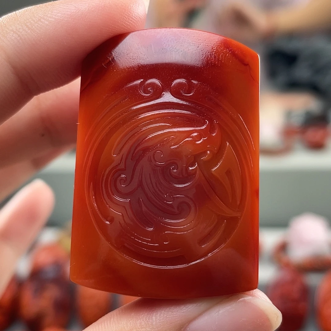 南红玛瑙南红玛瑙未镶嵌