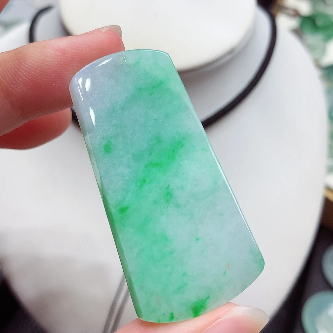 颈饰未镶嵌翡翠翡翠11，48.4/24.6/5.5