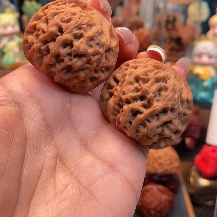 文玩核桃吊坠40秦闷