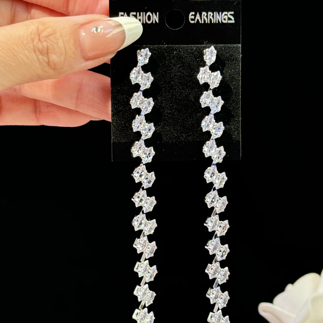 铜合金耳饰 熙怡】超闪锆石气质轻奢时尚长款流苏耳环小众简约耳钉