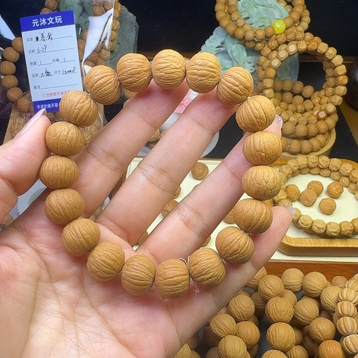猴头核桃吊坠北***关土豪
