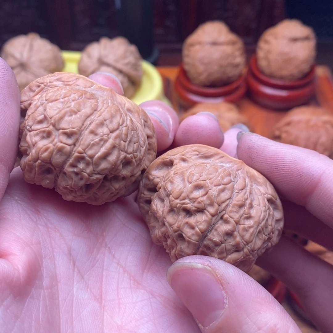 文玩核桃把件大*哥血麒麟41