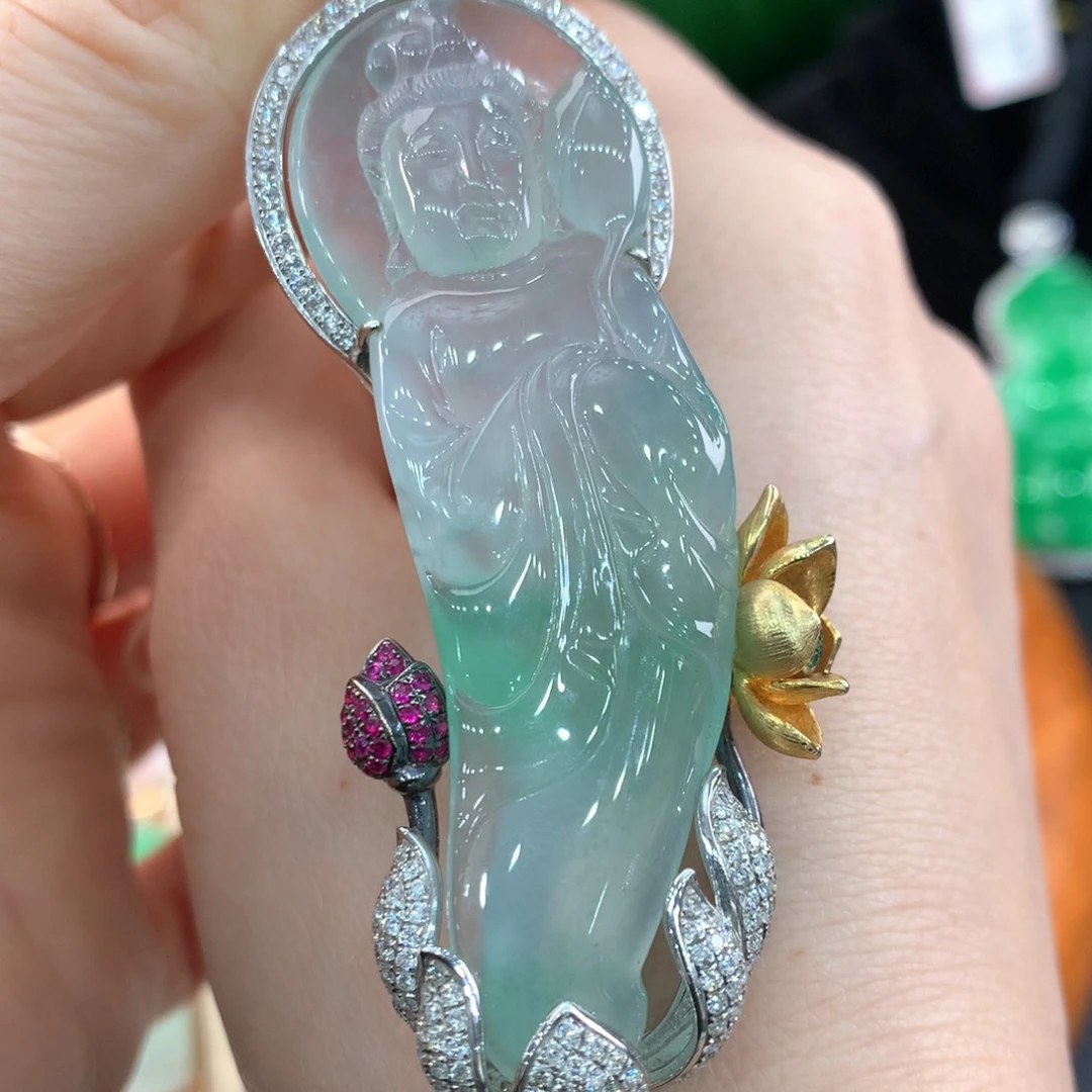 翡翠吊坠(不含链)18K金镶嵌