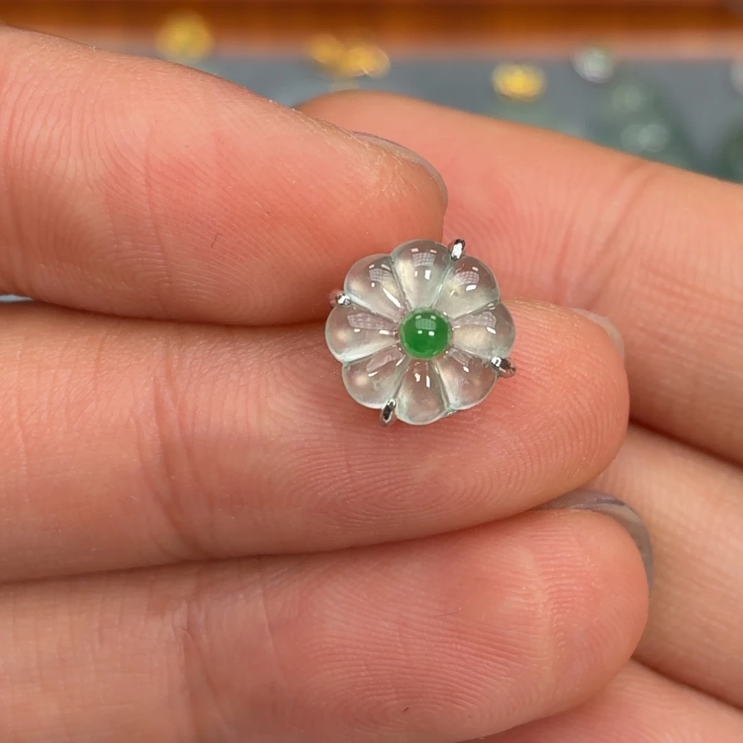 翡翠银S925镶嵌颈饰小雏菊玻璃底