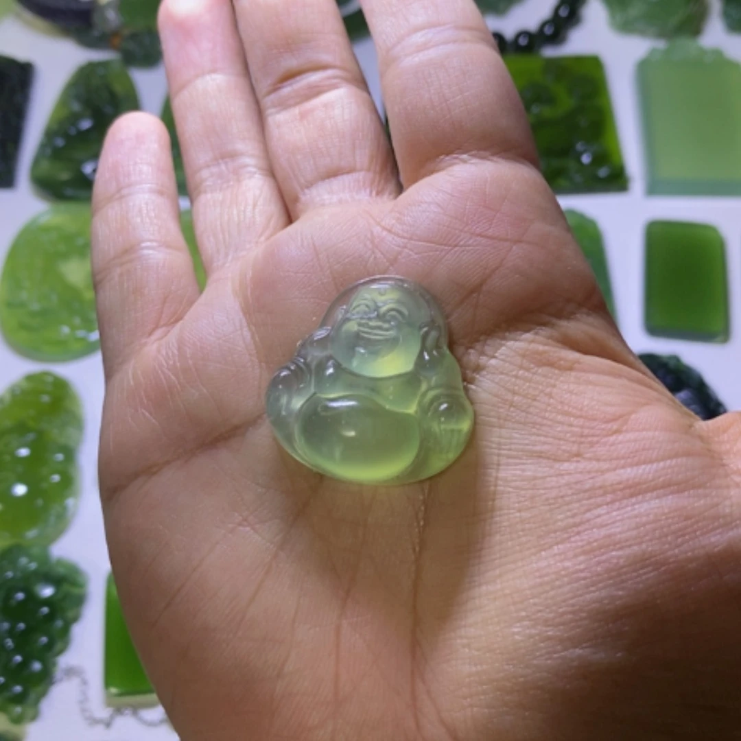 【闪购商品】未镶嵌蛇纹石玉颈饰