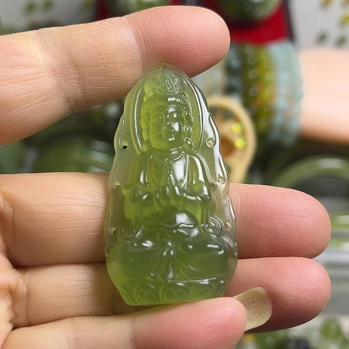 合金蛇纹石玉颈饰