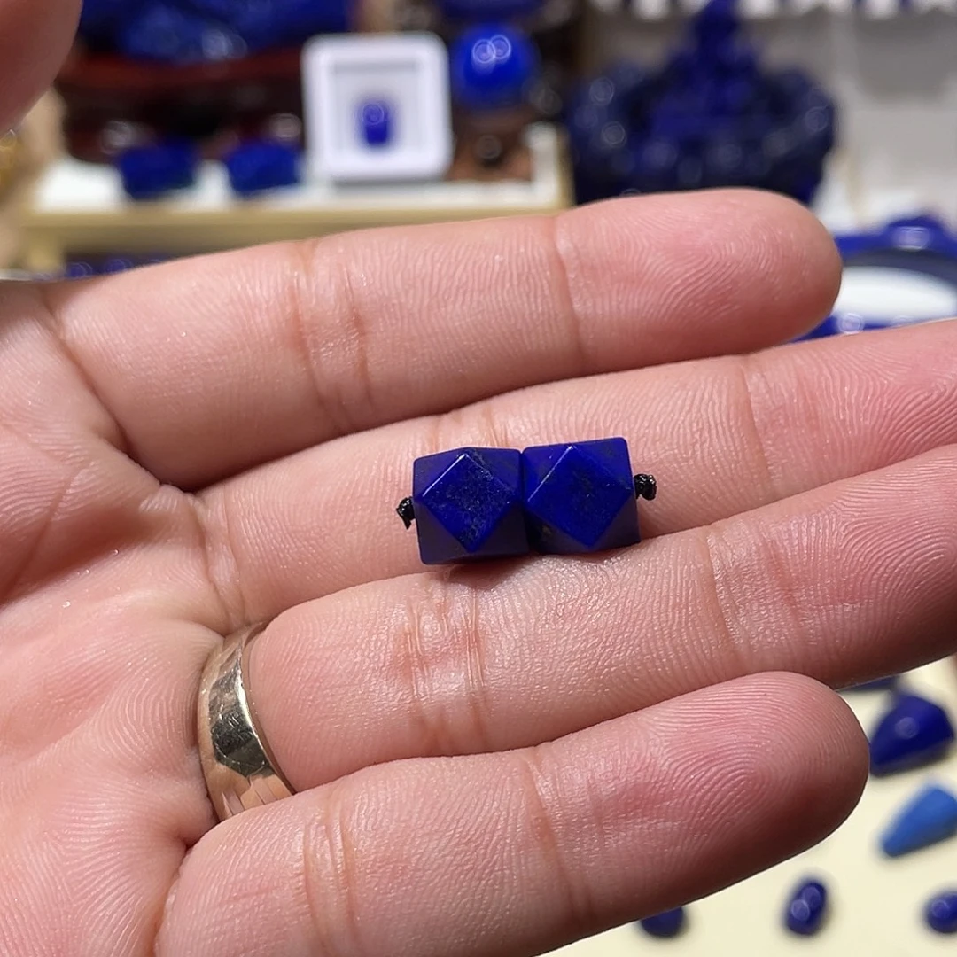 青金石未镶嵌9mm精品八凌对珠