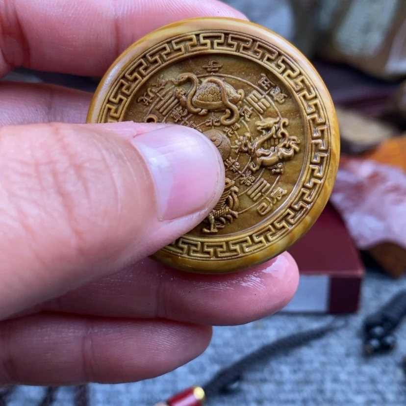 【闪购商品】原石雕刻手把件