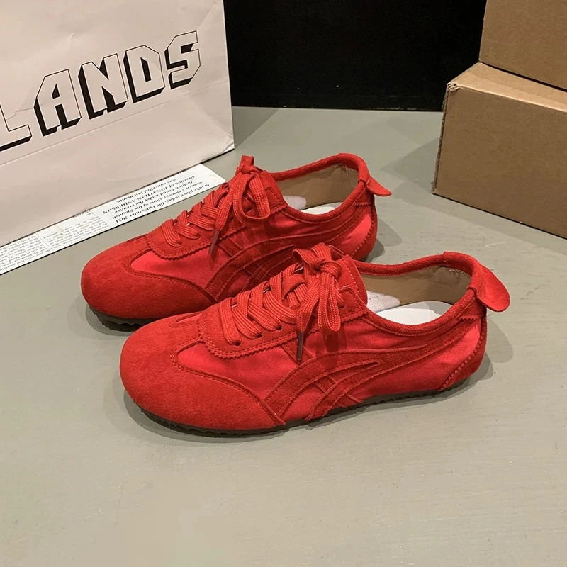【新疆包邮】超火德训女鞋系带软底红色米色百搭休闲