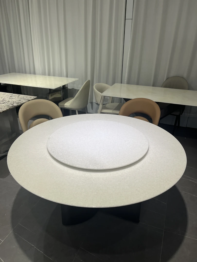 白水晶天然奢石餐桌现代轻奢大理石餐桌椅组合圆餐桌高端家用饭桌