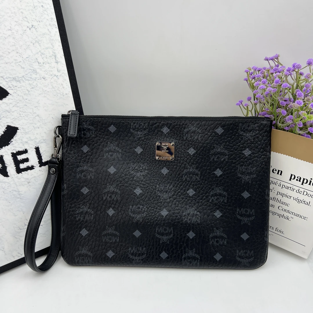 95新 MCM 8236/黑色手提包