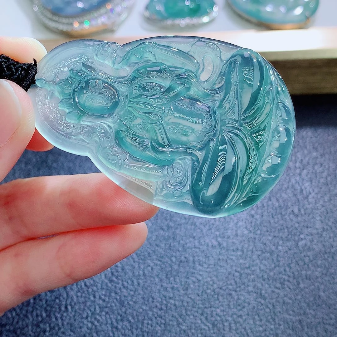 翡翠未镶嵌颈饰翡翠