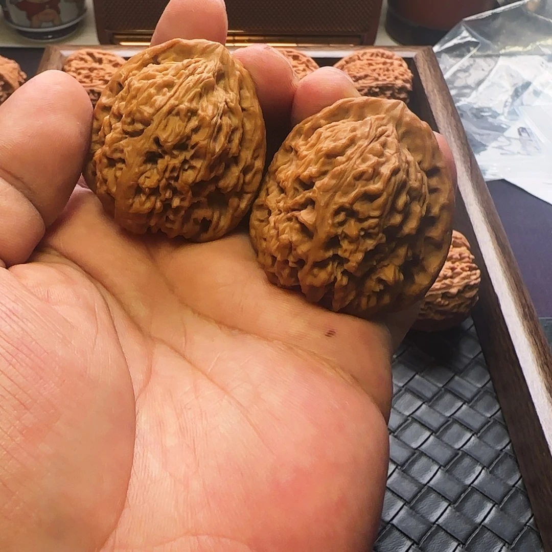M***Z文玩核桃把件南疆石