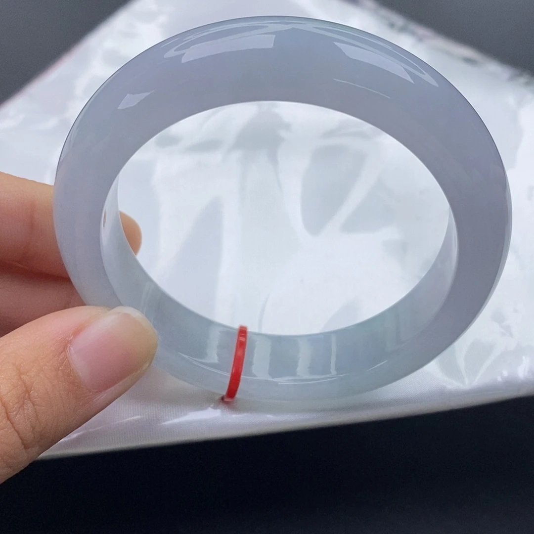 翡翠未镶嵌手镯5556正圈