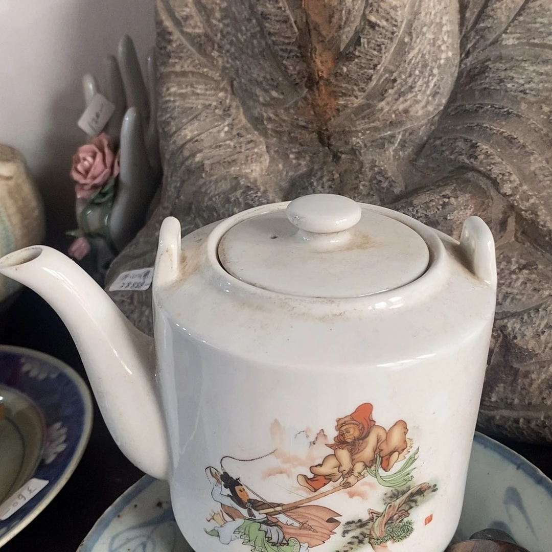 手工艺品琉璃茶壶