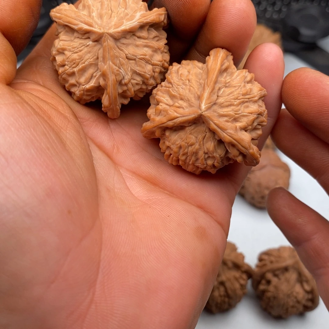 把件文玩核桃40盘山奔驰