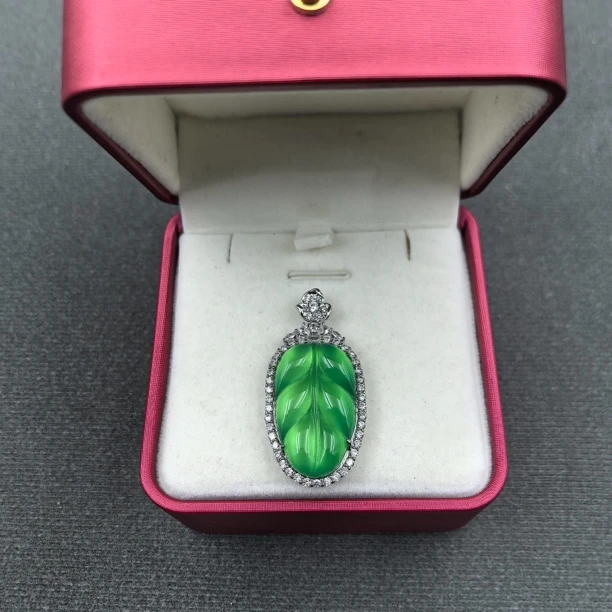 【经典永恒  光芒四射】吊坠 GDJ10213