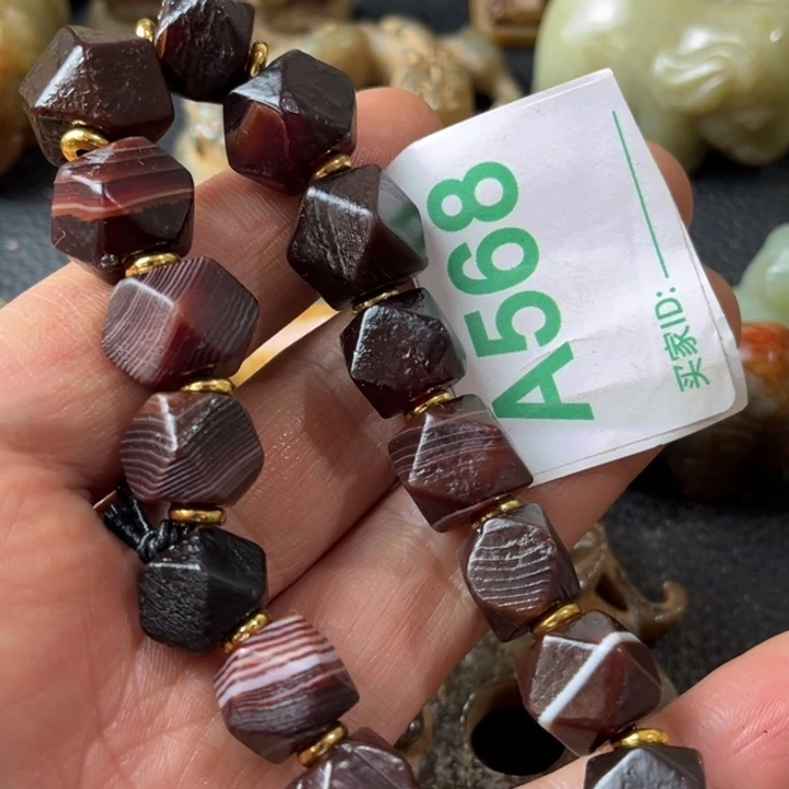 玛瑙/玉髓颈饰合金