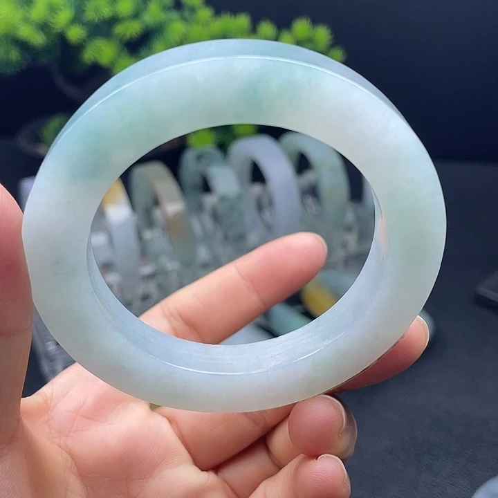 未镶嵌不退不换定制翡翠