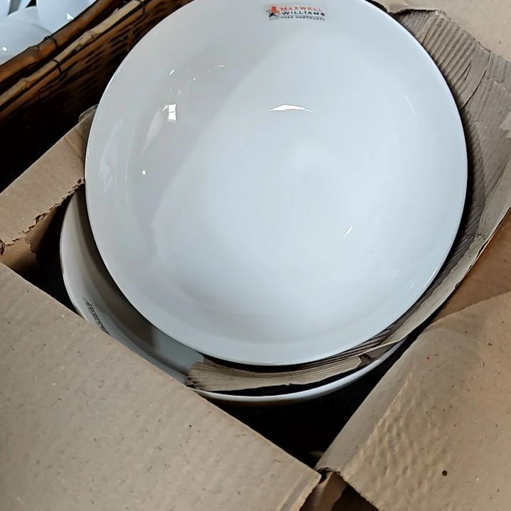 陶瓷盘子碗啥都有