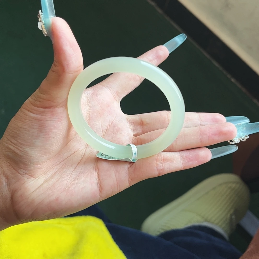 和田玉手镯未镶嵌秀*球