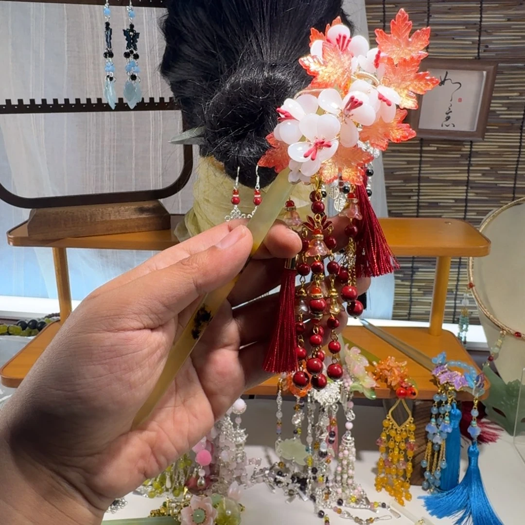 ****欢蛇纹石玉合金发饰