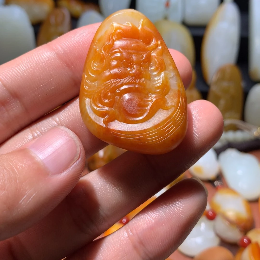 和田玉未镶嵌颈饰换**情