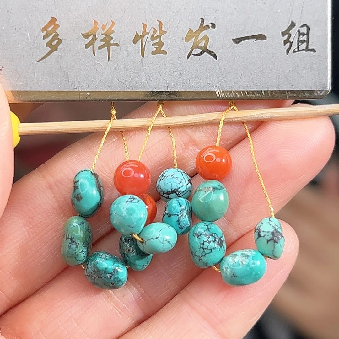 南红玛瑙未镶嵌珠宝奇石发一件，多样性发货