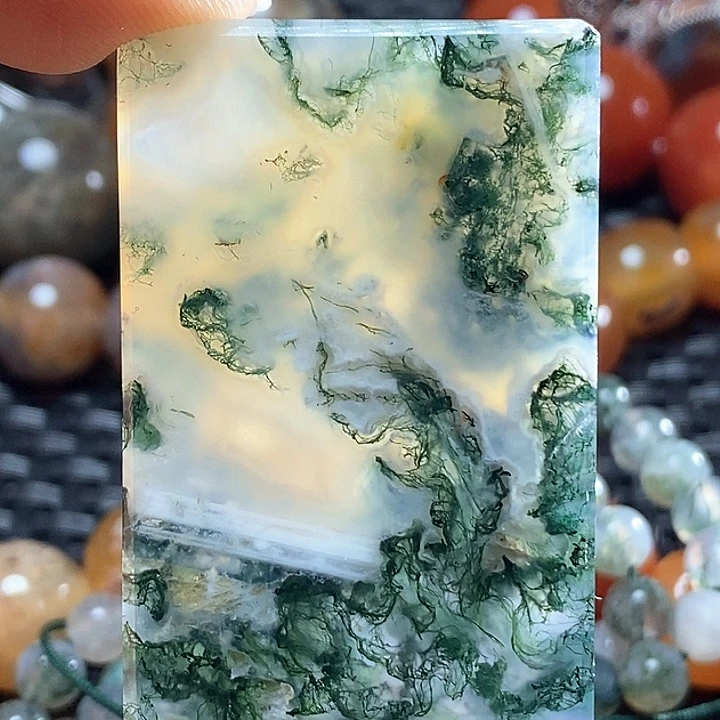 如***窗未镶嵌颈饰玛瑙/玉髓