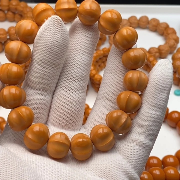 H***d吊坠猴头核桃猴头