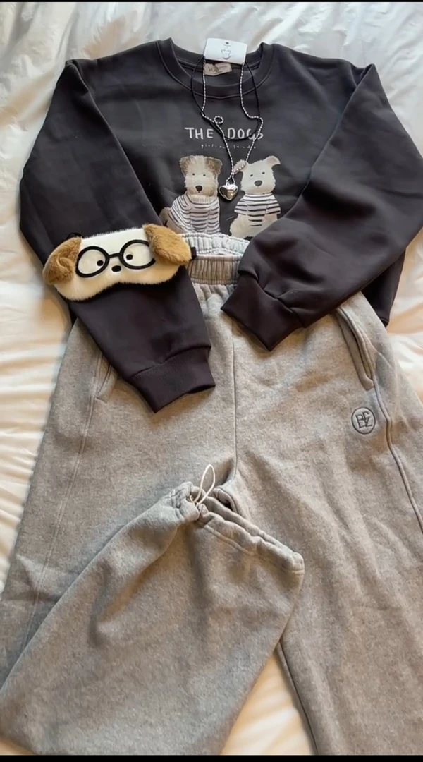 12月东大门直邮 正品新款Villa家加绒保暖卡通狗卫衣