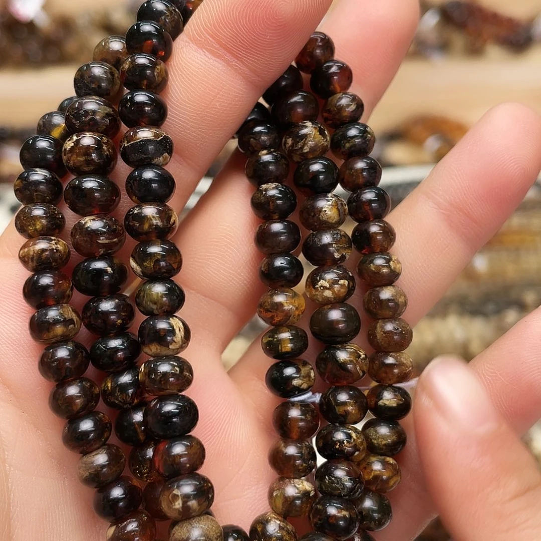 未镶嵌琥珀裸石七70581