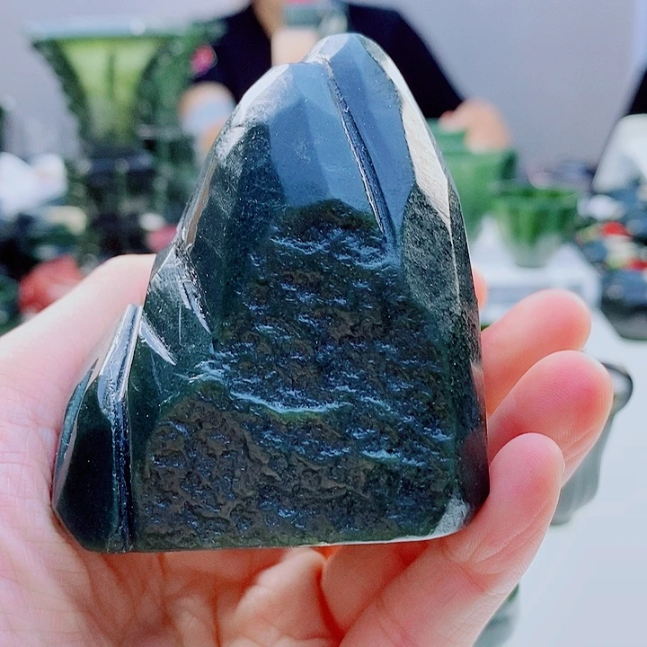 和田玉（青玉）未镶嵌把件