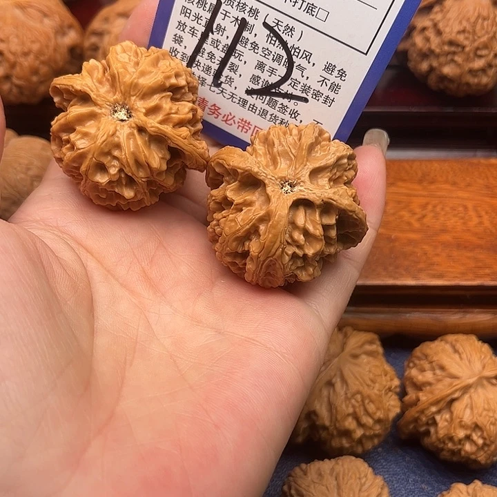 桃核吊坠苹果园狮子头39