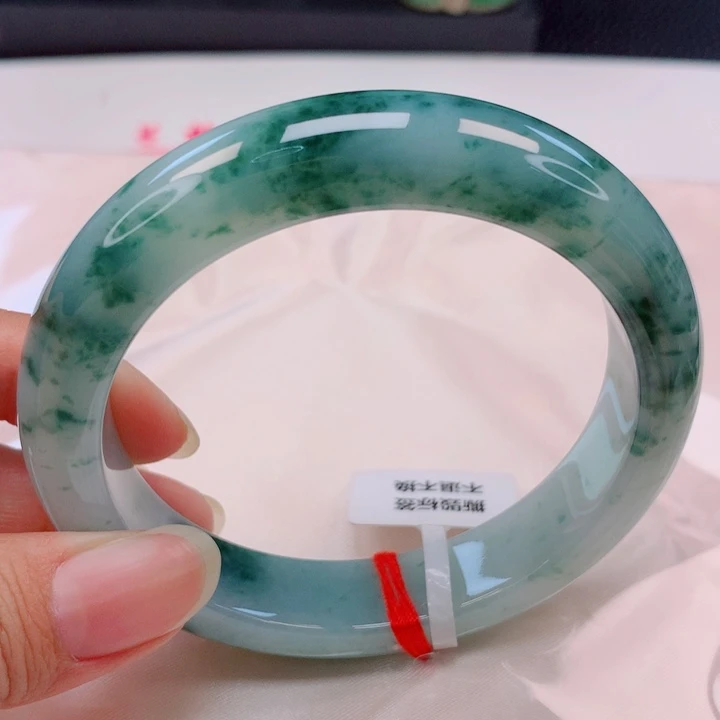 翡翠未镶嵌手镯60+圈