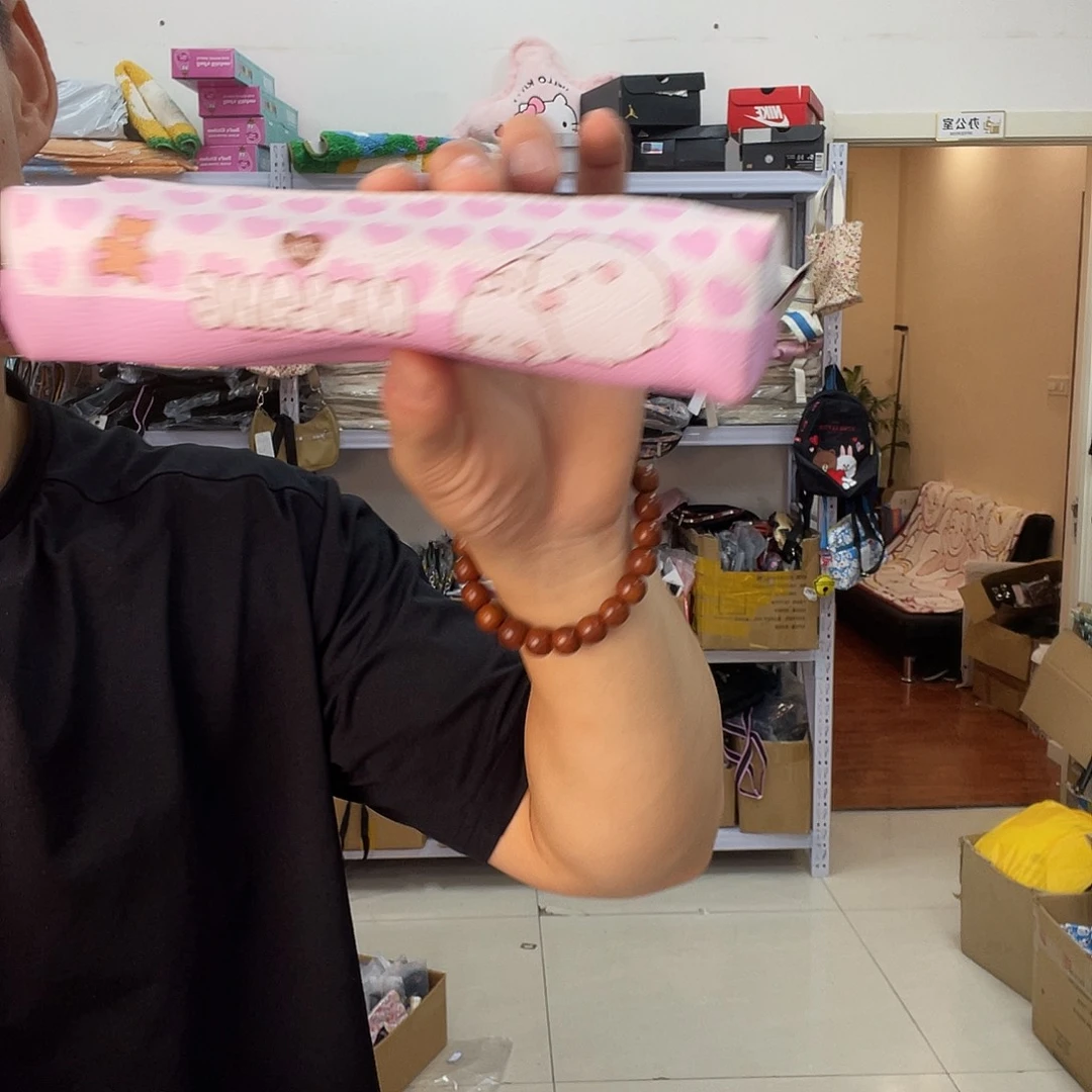 PU化妆包等产品和产品