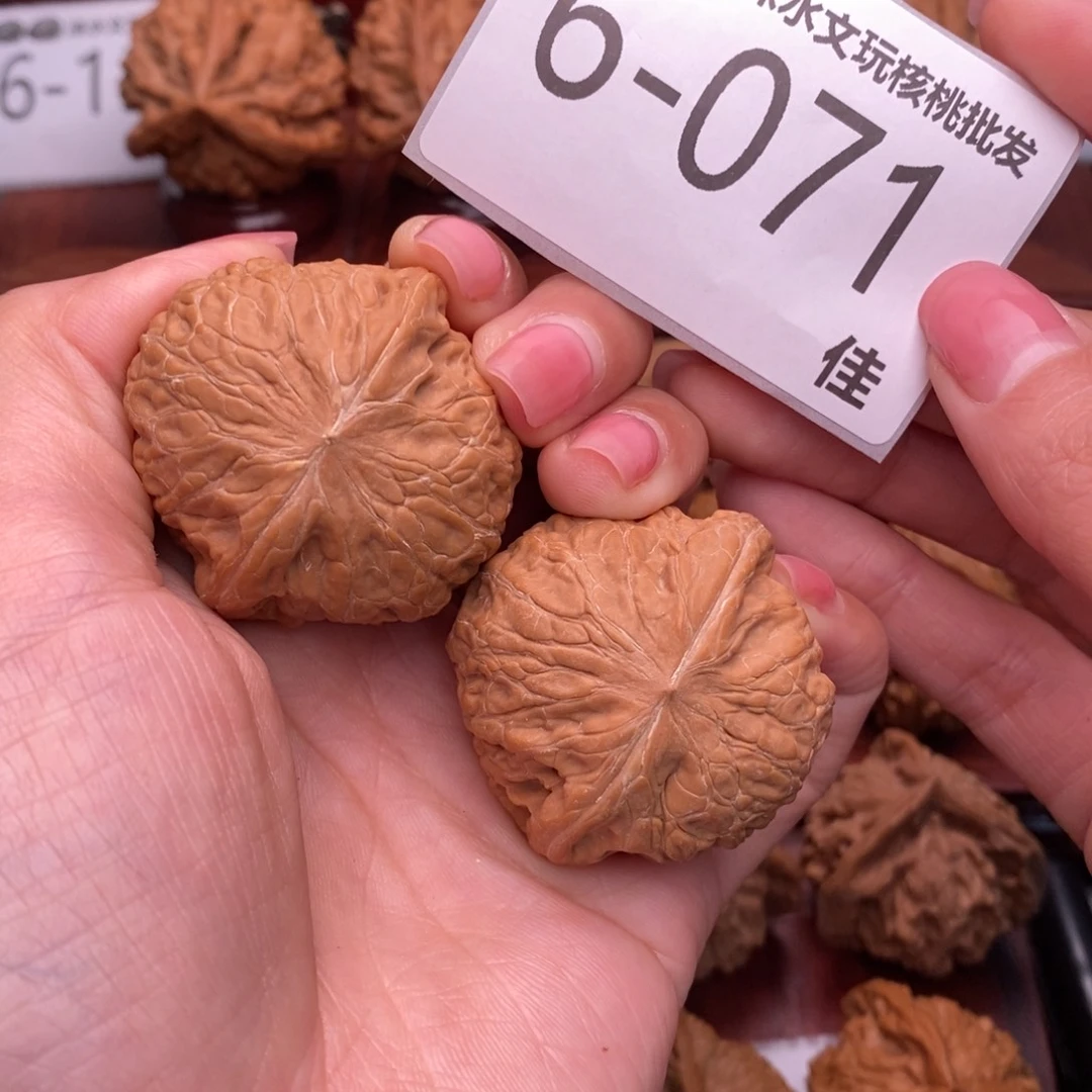 文玩核桃把件40铁锤妹妹