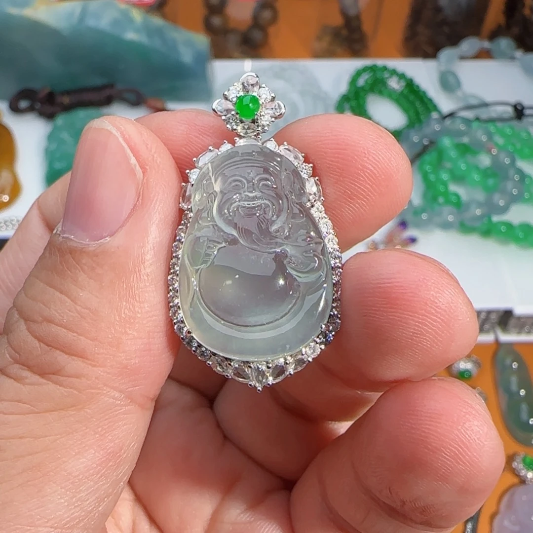 翡翠18K金镶嵌颈饰高冰财神